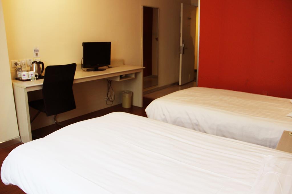 Hanting Express Dalian Xinghai Park Room photo